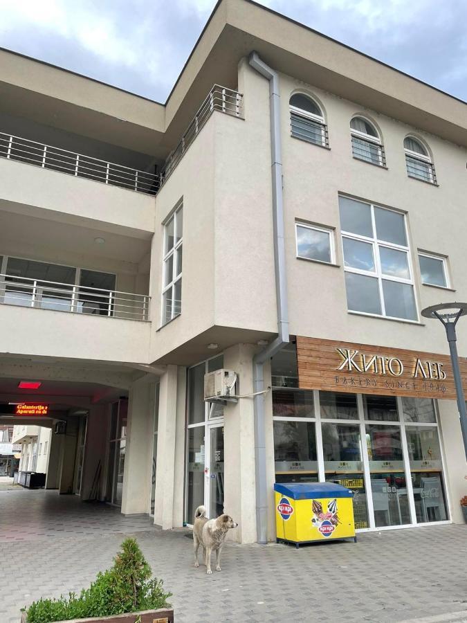 City Center Apartment Охрид Екстериор снимка