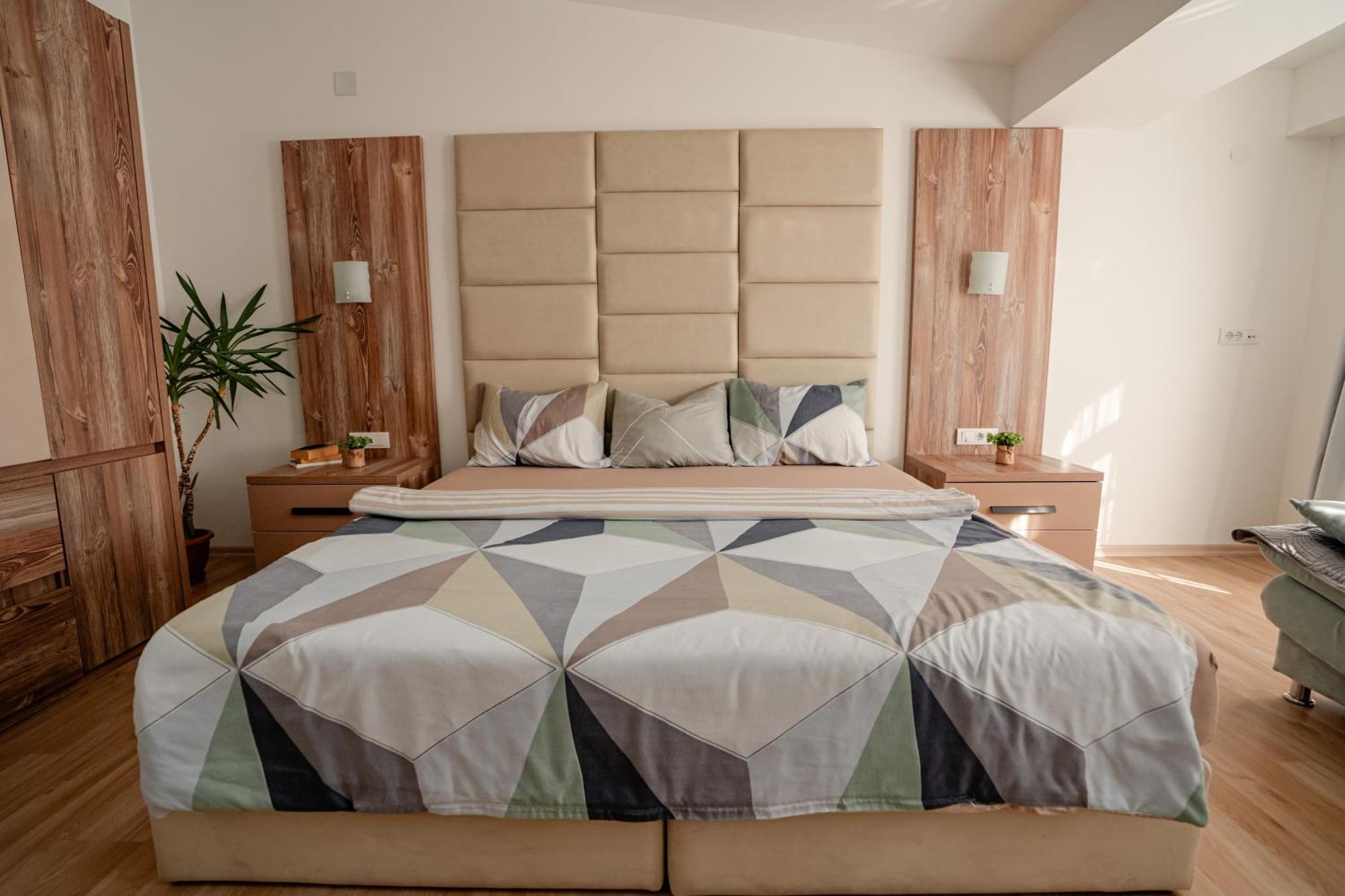 City Center Apartment Охрид Екстериор снимка